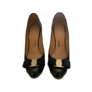 Salvatore Ferragamo Black Pump